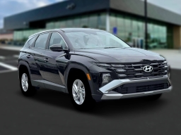 Hyundai Tucson SE FWD 2026