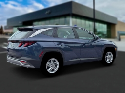 Hyundai Tucson SE FWD 2026