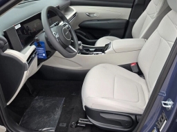 Hyundai Tucson SE FWD 2026