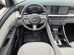 Hyundai Tucson SE FWD 2026