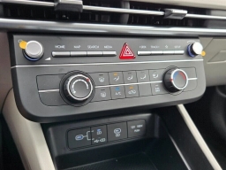 Hyundai Tucson SE FWD 2026