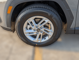 Hyundai Tucson SE FWD 2026