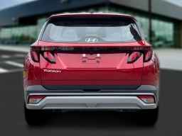 Hyundai Tucson SE FWD 2026