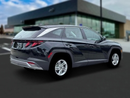 Hyundai Tucson SE FWD 2026