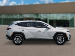 Hyundai Tucson SE AWD 2026