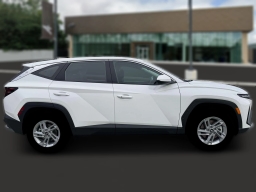 Hyundai Tucson SE AWD 2026