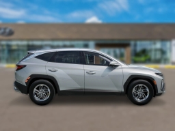 Hyundai Tucson SE AWD 2026