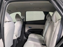 Hyundai Tucson SEL FWD 2026