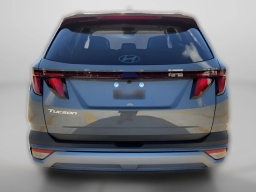 Hyundai Tucson SEL FWD 2026