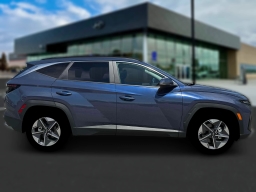 Hyundai Tucson SEL Premium FWD 2026