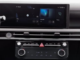 Hyundai Tucson SEL Premium FWD 2026