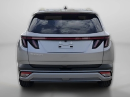 Hyundai Tucson SEL Premium FWD 2026