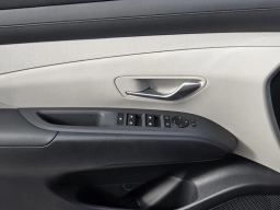Hyundai Tucson SEL Premium FWD 2026