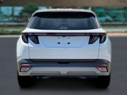 Hyundai Tucson SEL Premium FWD 2026