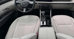 Hyundai Tucson SEL Premium FWD 2026