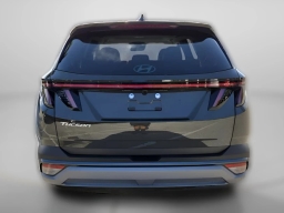 Hyundai Tucson SEL Premium FWD 2026