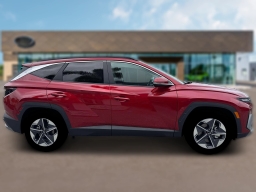 Hyundai Tucson SEL Premium FWD 2026