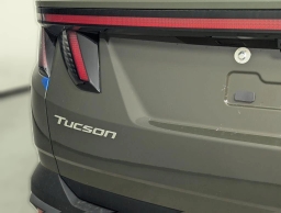 Hyundai Tucson SEL Premium FWD 2026