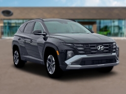 Hyundai Tucson SEL Premium AWD 2026