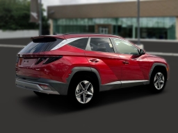 Hyundai Tucson SEL Premium AWD 2026