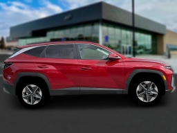 Hyundai Tucson SEL Premium AWD 2026