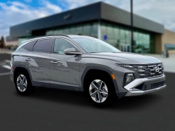 Hyundai Tucson SEL Premium AWD 2026