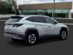 Hyundai Tucson SEL Premium AWD 2026
