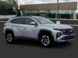 Hyundai Tucson SEL Premium AWD 2026