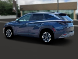Hyundai Tucson SEL Premium AWD 2026