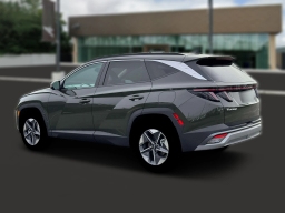 Hyundai Tucson SEL Premium AWD 2026