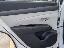 Hyundai Tucson Limited FWD 2026