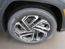 Hyundai Tucson Limited AWD 2026