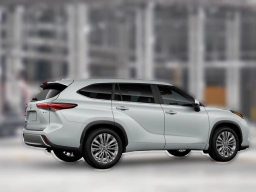 Toyota Highlander Hybrid Platinum AWD (Natl) 2026