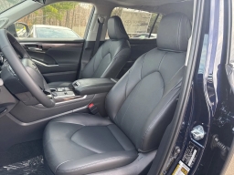 Toyota Highlander Hybrid Limited AWD (Natl) 2026