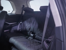 BMW X7 xDrive40i Sports Activity Vehicle 2026