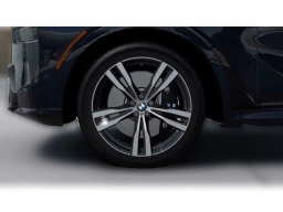 BMW X7 xDrive40i Sports Activity Vehicle 2026