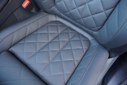 BMW X7 xDrive40i Sports Activity Vehicle 2026