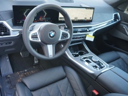 BMW X7 xDrive40i Sports Activity Vehicle 2026