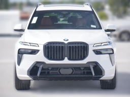 BMW X7 xDrive40i Sports Activity Vehicle 2026