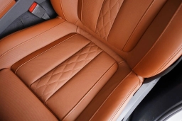 BMW X7 xDrive40i Sports Activity Vehicle 2026