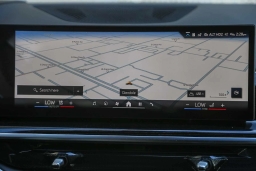 BMW X7 xDrive40i Sports Activity Vehicle 2026