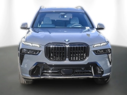 BMW X7 xDrive40i Sports Activity Vehicle 2026