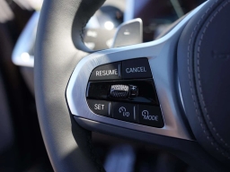 BMW X7 xDrive40i Sports Activity Vehicle 2026