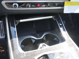 BMW X7 xDrive40i Sports Activity Vehicle 2026