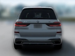 BMW X7 xDrive40i Sports Activity Vehicle 2026