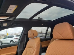 BMW X7 xDrive40i Sports Activity Vehicle 2026