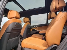 BMW X7 xDrive40i Sports Activity Vehicle 2026