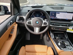BMW X7 xDrive40i Sports Activity Vehicle 2026