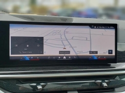 BMW X7 xDrive40i Sports Activity Vehicle 2026