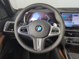 BMW X7 xDrive40i Sports Activity Vehicle 2026